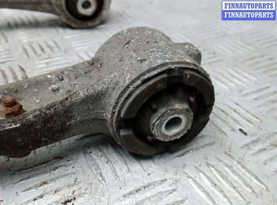 купить рычаг передний верхний правый на MERCEDES BENZ S-CLASS W220