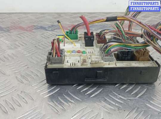 купить блок предохранителей на RENAULT MASTER 3