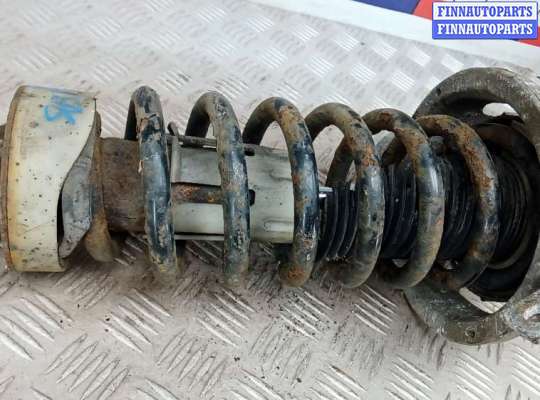 купить стойка задняя левая на VOLKSWAGEN TOUAREG 7L