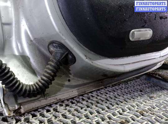 купить дверь задняя правая на RENAULT MEGANE 3