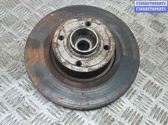 ступица задняя правая RN1516638 на RENAULT MEGANE 2