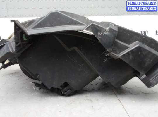 купить фара правая на RENAULT CLIO 3