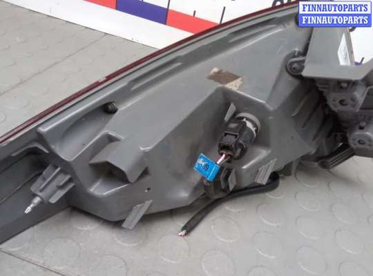 купить фонарь задний правый на HYUNDAI I40