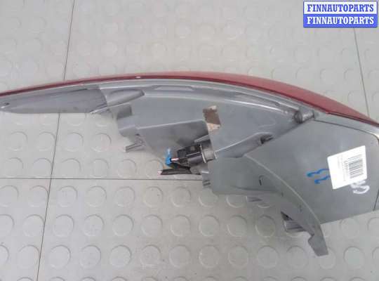 купить фонарь задний правый на HYUNDAI I40