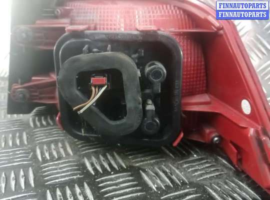 купить фонарь задний левый на VOLKSWAGEN PASSAT B7