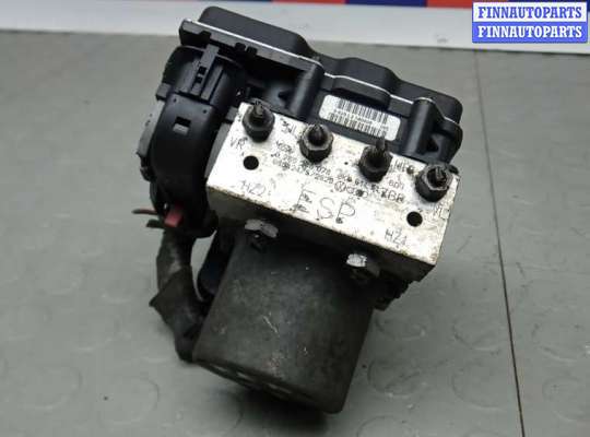 купить блок abs на AUDI A4 B8