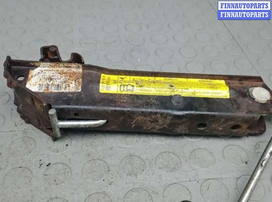 купить домкрат на VOLKSWAGEN PASSAT B6