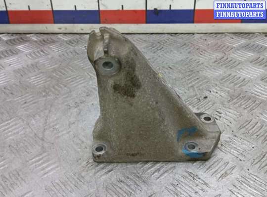 купить кронштейн двигателя бензиновый на MERCEDES BENZ CLK C209