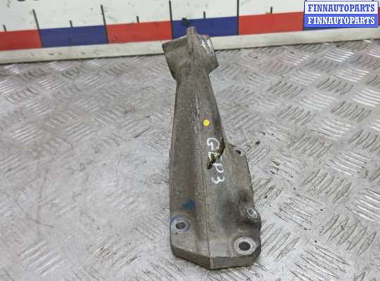 купить кронштейн двигателя бензиновый на MERCEDES BENZ CLK C209