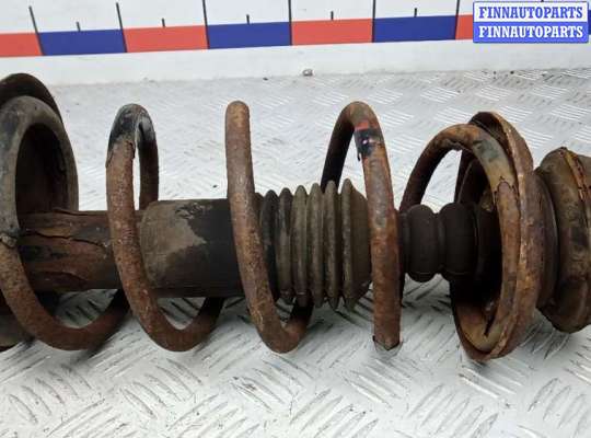 купить стойка передняя правая на RENAULT DUSTER 1