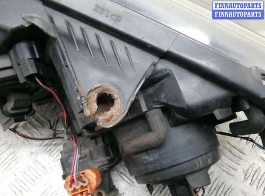 купить фара правая на MAZDA 3 1