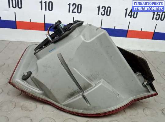 Фонарь задний на Volkswagen Jetta V (1K)