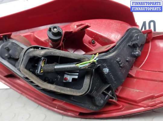 Фонарь задний на Peugeot 207