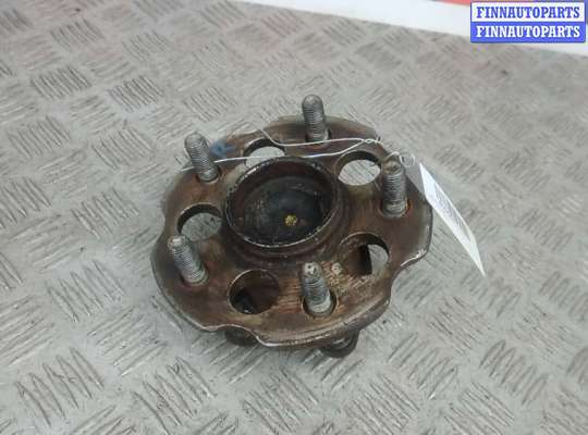 ступица задняя правая TT779600 на TOYOTA VERSO AR2