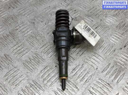 Форсунка топливная на Volkswagen Touran I (1T)