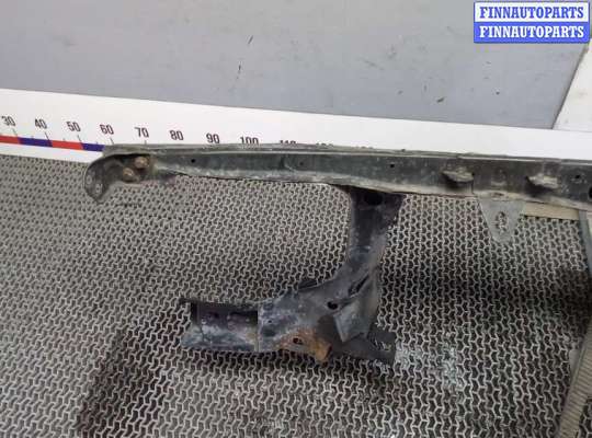 Панель передняя (телевизор) на Volkswagen Transporter T5