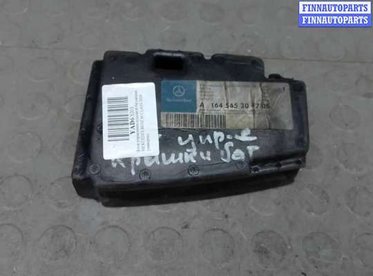 Купить блок управления крышкой багажника на MERCEDES BENZ M-CLASS W164 блок управления крышкой багажника MB1687644 на MERCEDES BENZ M-CLASS W164