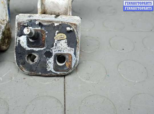 купить петля двери распашной правой на FORD TRANSIT 7