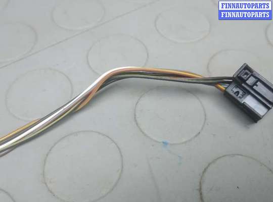 Зеркало боковое на Mercedes-Benz C (W203)