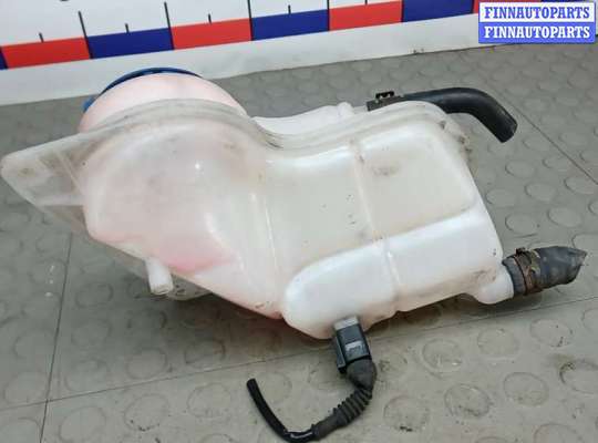 купить бачок расширительный на VOLKSWAGEN PASSAT B5