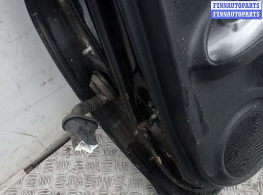 Дверь боковая на Nissan Juke