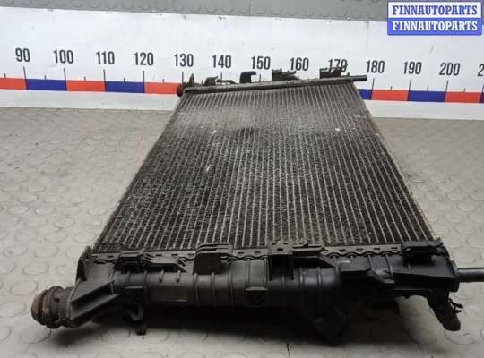 Радиатор основной на Ford Focus II