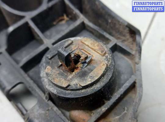 купить крепление бампера переднее на TOYOTA VERSO AR2