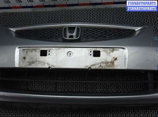 Бампер передний на Honda Fit (GD)