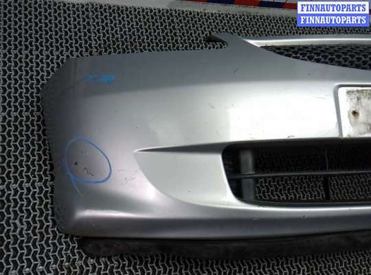 Бампер передний на Honda Fit (GD)