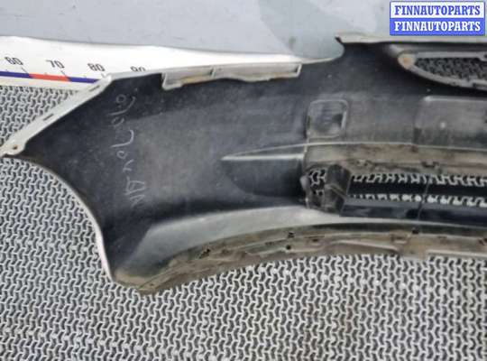 Бампер передний на Honda Fit (GD)
