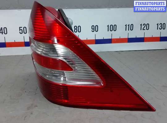 купить фонарь задний правый на MERCEDES BENZ C-CLASS W203