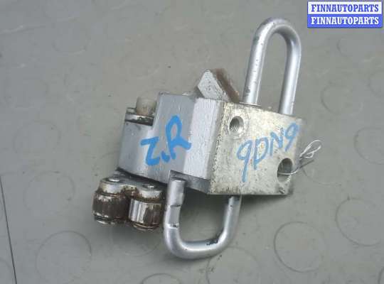 купить петля двери задней правой на VOLKSWAGEN PASSAT B6