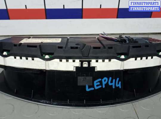 Щиток приборов на Ford S-Max