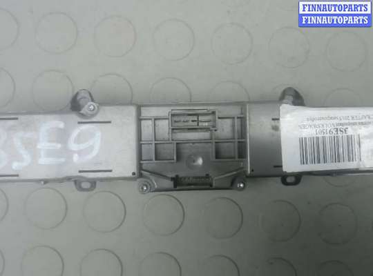 купить кнопка аварийки на VOLKSWAGEN CRAFTER 1