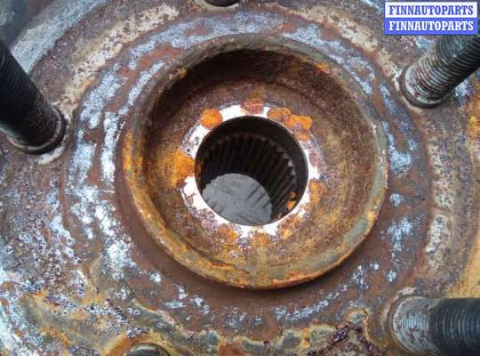 купить ступица передняя правая на JEEP GRAND CHEROKEE WK2