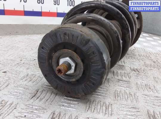 Стойка подвески амортизационная на Opel Zafira C