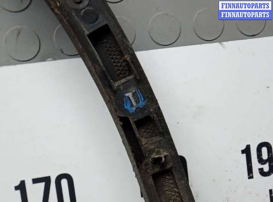 купить молдинг крыла заднего правого на VOLKSWAGEN TOUAREG 2