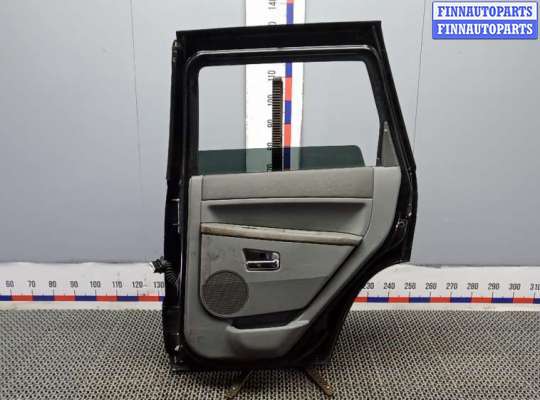 Дверь боковая на Jeep Grand Cherokee III (WK, WH)