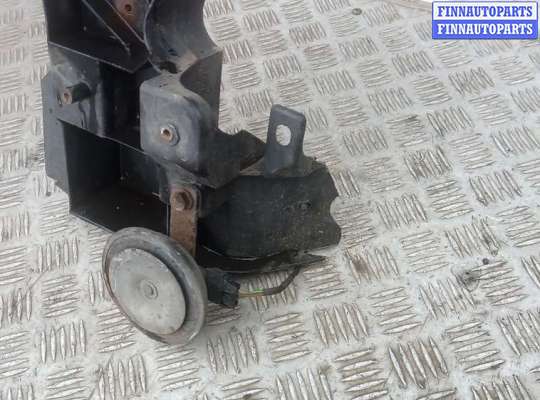 купить передняя панель крепления облицовки (телевизор) на MERCEDES BENZ SPRINTER 2