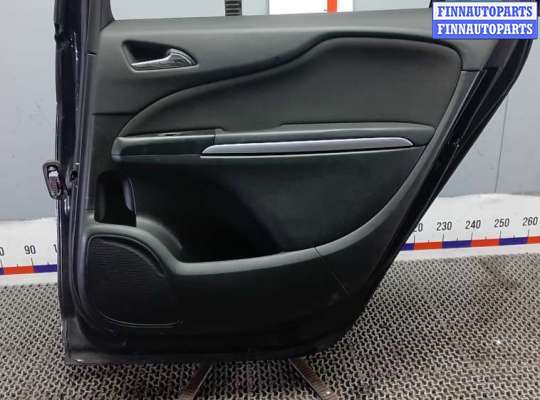 купить дверь задняя правая на OPEL ZAFIRA C