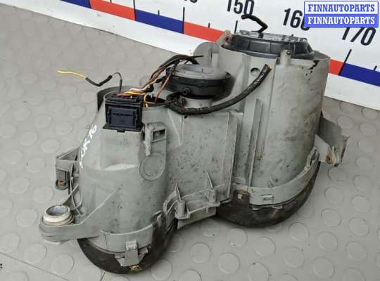 купить фара правая на MERCEDES BENZ CLK C208