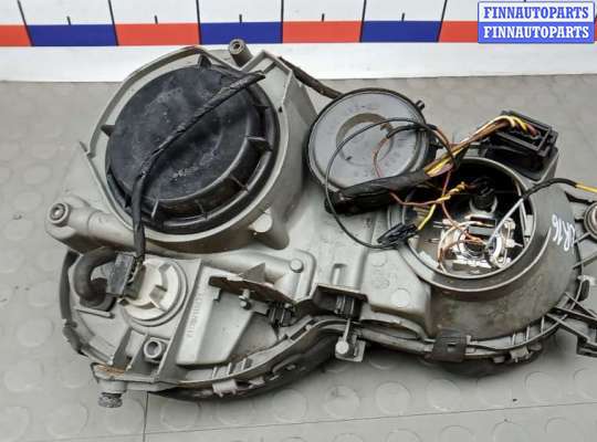 купить фара правая на MERCEDES BENZ CLK C208