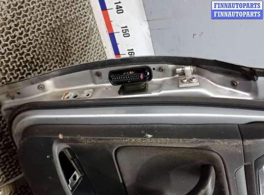 купить дверь задняя правая на VOLKSWAGEN JETTA 5