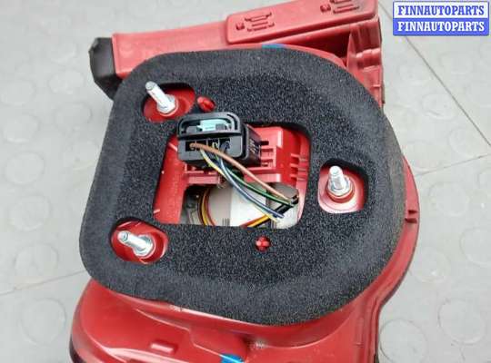 купить фонарь задний правый на VOLKSWAGEN PASSAT B6