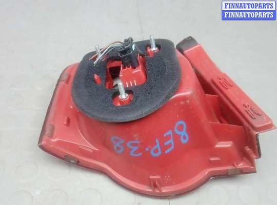 купить фонарь задний правый на VOLKSWAGEN PASSAT B6