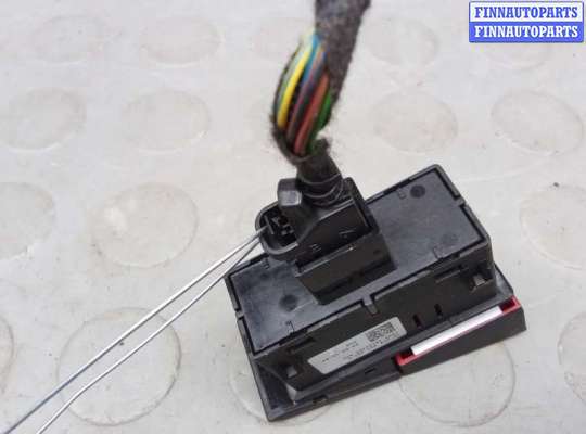 купить кнопка аварийки на SKODA OCTAVIA A7