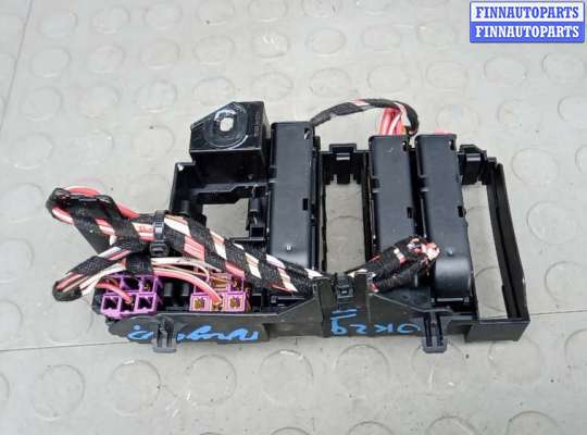 купить блок предохранителей на AUDI A5 1