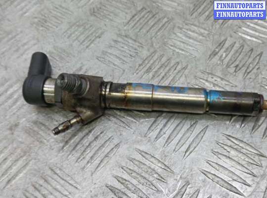 Форсунка топливная на Mercedes-Benz A (W176)