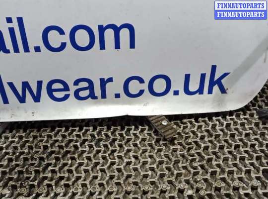 купить дверь распашная правая на MERCEDES BENZ VITO W639