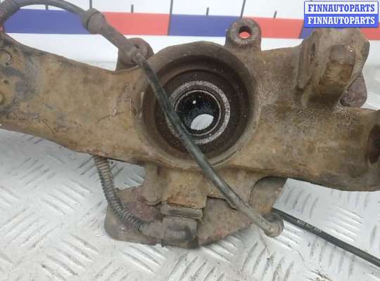 купить ступица передняя правая на AUDI A4 B5